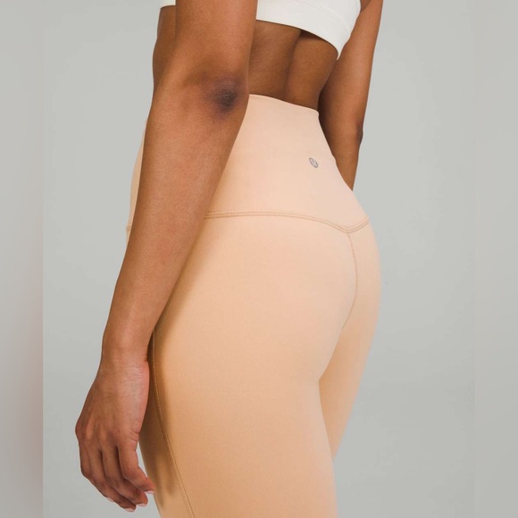 Lululemon Align High-Rise Crop 23" Leggings in Contour Size 6 - Picture 4 of 10